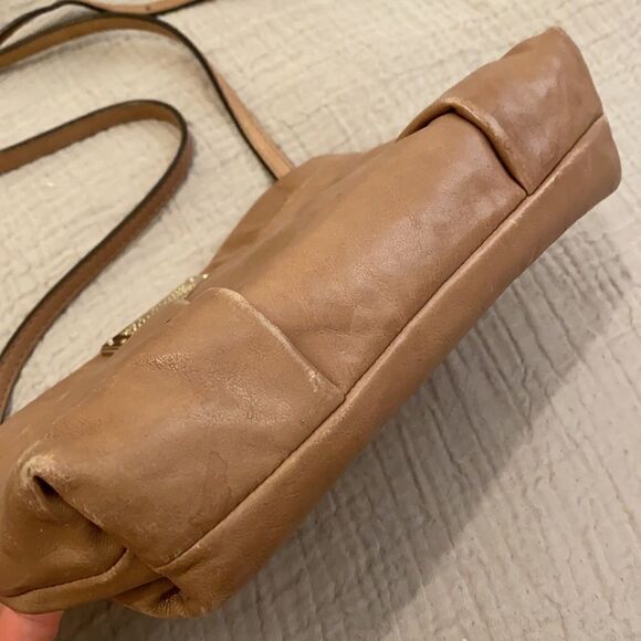 MARC by Marc Jacobs crossbody leather bag . - Picture 3 of 11